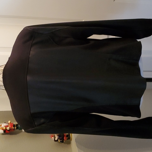 Great jacket - Picture 5 of 5